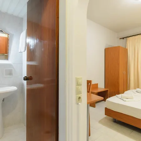 Apartment Dreams *